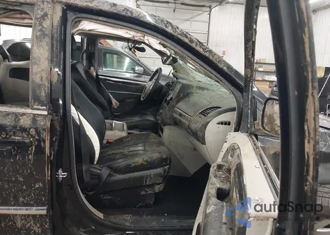 2014 Chrysler Town & Country Touring from USA, damaged, VIN 2C4RC1BG0ER325727